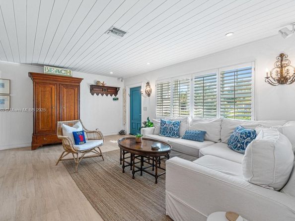 3285 Churchill Drive, Boynton Beach FL 33435
