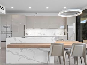 1000 Venetian Way 1006, Miami FL 33139