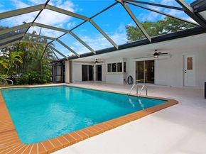 14590 SW 81st Ave, Palmetto Bay FL 33158