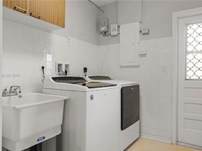 14590 SW 81st Ave, Palmetto Bay FL 33158