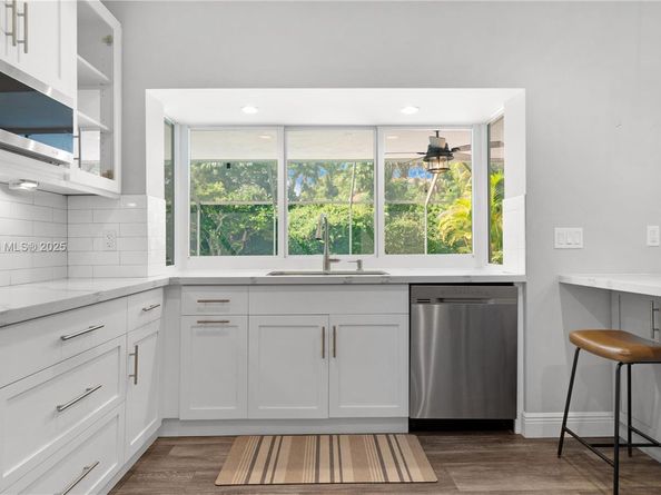 14590 SW 81st Ave, Palmetto Bay FL 33158