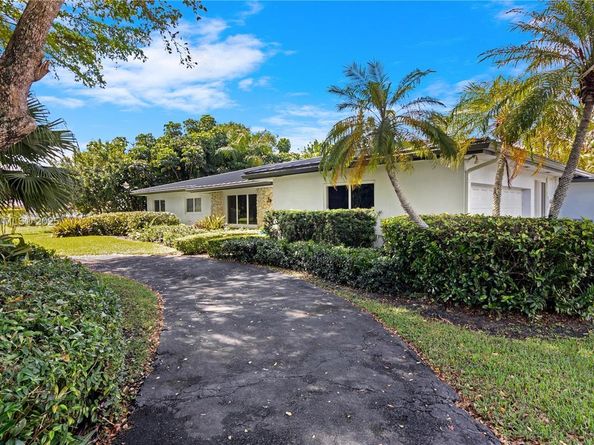 14590 SW 81st Ave, Palmetto Bay FL 33158