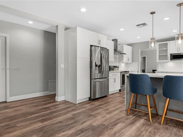 14590 SW 81st Ave, Palmetto Bay FL 33158