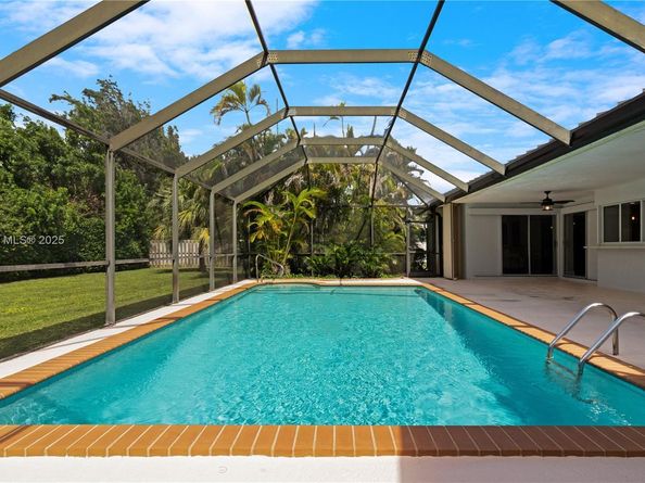 14590 SW 81st Ave, Palmetto Bay FL 33158