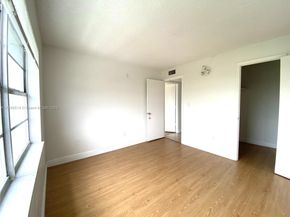 494 NW 165th St Rd C601, Miami FL 33169