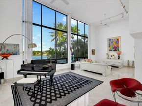 279 N Hibiscus Dr, Miami Beach FL 33139
