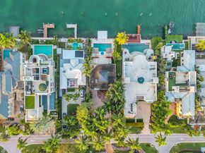 279 N Hibiscus Dr, Miami Beach FL 33139