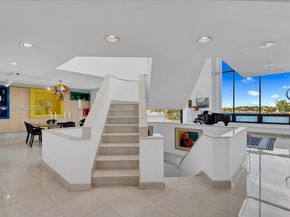 279 N Hibiscus Dr, Miami Beach FL 33139