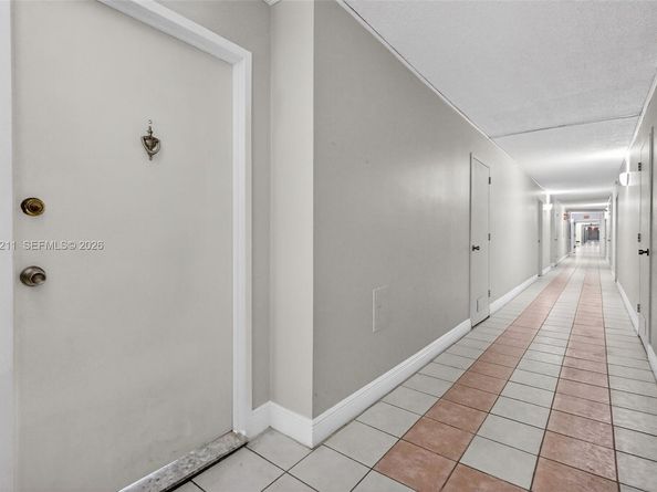 7135 Collins Ave 1015, Miami Beach FL 33141