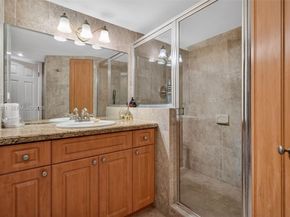 7135 Collins Ave 1015, Miami Beach FL 33141