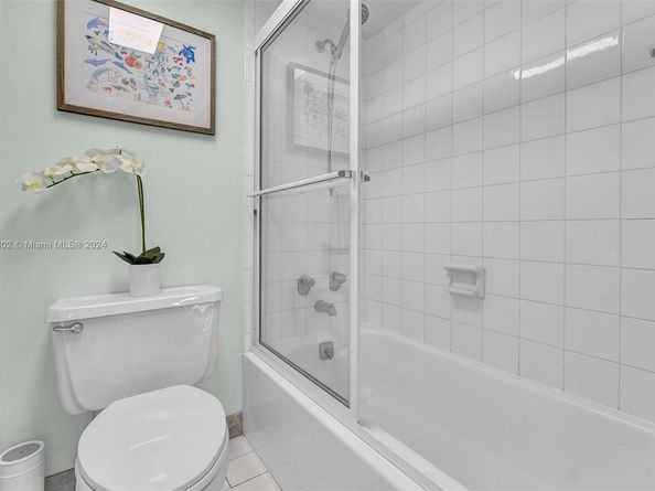 17720 N Bay Road 802, Sunny Isles Beach FL 33160