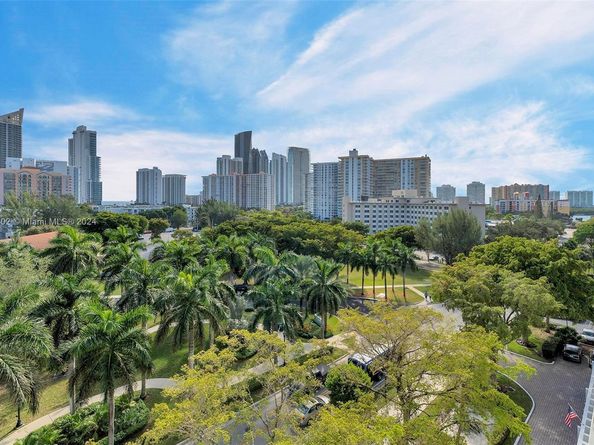 17720 N Bay Road 802, Sunny Isles Beach FL 33160