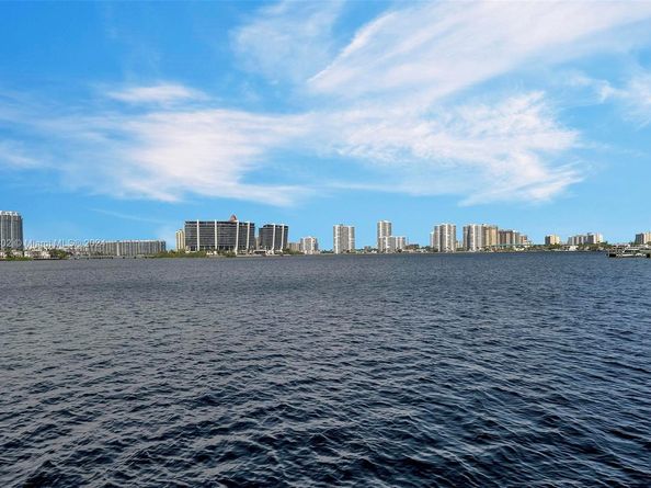 17720 N Bay Road 802, Sunny Isles Beach FL 33160