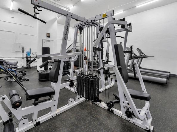 17720 N Bay Road 802, Sunny Isles Beach FL 33160