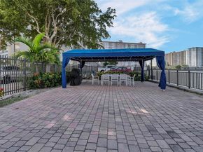 17720 N Bay Road 802, Sunny Isles Beach FL 33160