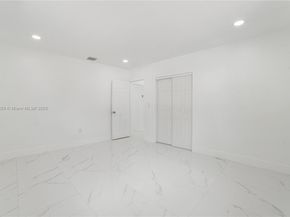801 NW 109th St, Miami FL 33168