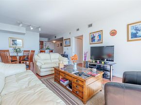 335 S Biscayne Blvd 3005, Miami FL 33131