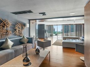 335 S Biscayne Blvd 3005, Miami FL 33131