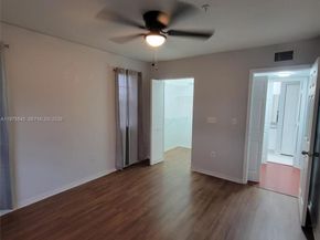 711 SW 111th Way 301, Pembroke Pines FL 33025