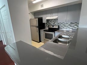 711 SW 111th Way 301, Pembroke Pines FL 33025