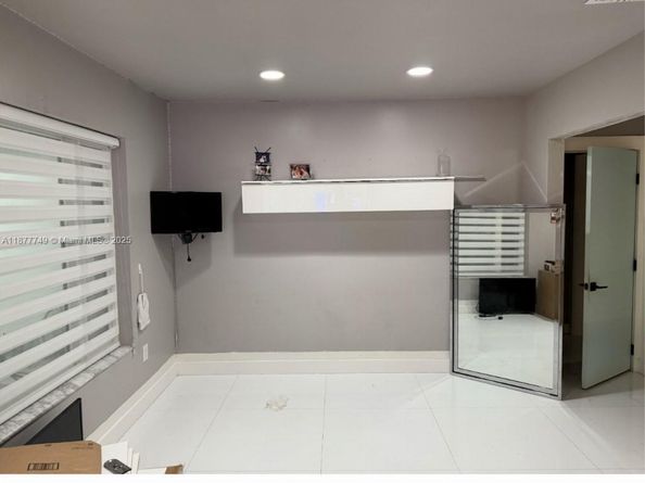 10030 SW 51st Ter, Miami FL 33165