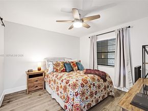 10501 W Broward Blvd 406, Plantation FL 33324