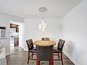 10501 W Broward Blvd 406, Plantation FL 33324