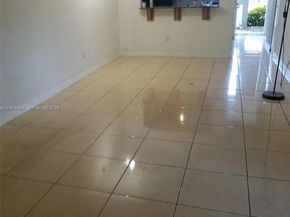 426 NE 210th Cir Ter 1012, Miami FL 33179