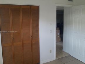 426 NE 210th Cir Ter 1012, Miami FL 33179