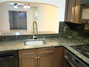 426 NE 210th Cir Ter 1012, Miami FL 33179