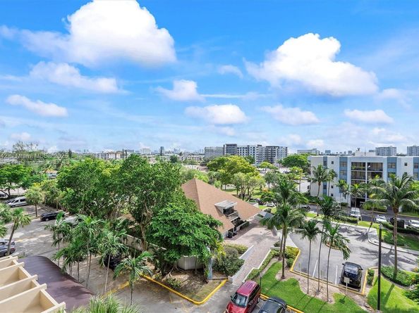 1470 NE 123rd St A603, North Miami FL 33161