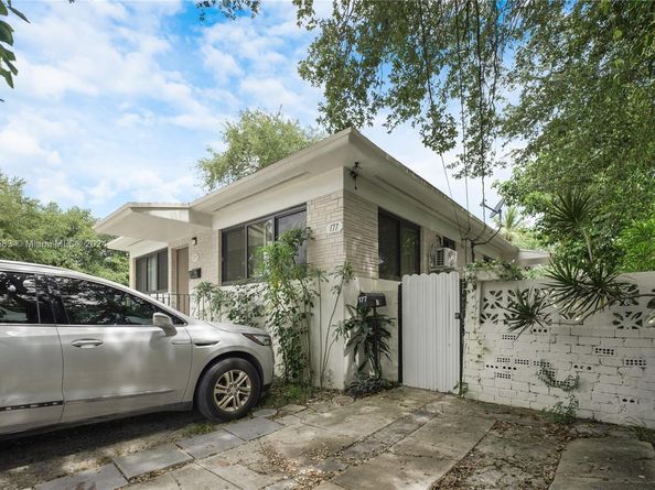 175 NW 68th St, Miami FL 33150