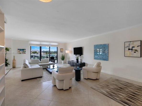9801 Collins Ave 5S, Bal Harbour FL 33154