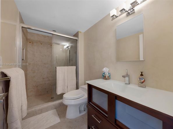 9801 Collins Ave 5S, Bal Harbour FL 33154