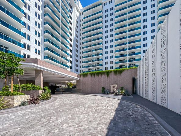2301 Collins Ave 523, Miami Beach FL 33139