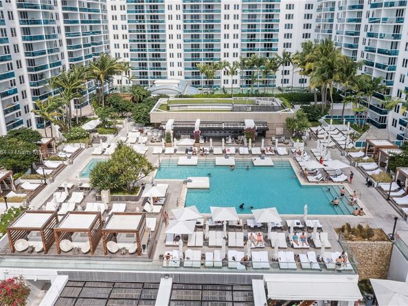 2301 Collins Ave 523, Miami Beach FL 33139