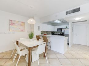 2301 Collins Ave 523, Miami Beach FL 33139