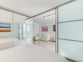 2301 Collins Ave 523, Miami Beach FL 33139