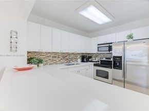 2301 Collins Ave 523, Miami Beach FL 33139
