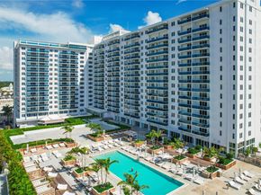 2301 Collins Ave 523, Miami Beach FL 33139