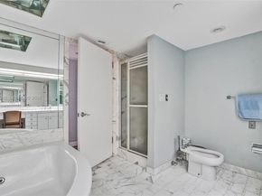 19355 Turnberry Way 8K, Aventura FL 33180