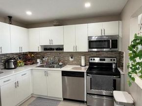 13499 Biscayne Blvd 805, North Miami FL 33181
