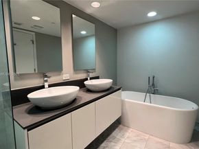 9821 E Bay Harbor Dr 904, Bay Harbor Islands FL 33154