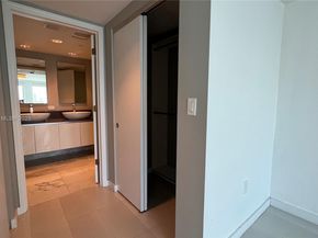 9821 E Bay Harbor Dr 904, Bay Harbor Islands FL 33154