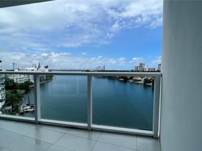 9821 E Bay Harbor Dr 904, Bay Harbor Islands FL 33154