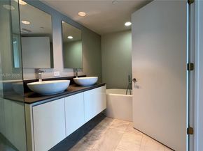 9821 E Bay Harbor Dr 904, Bay Harbor Islands FL 33154