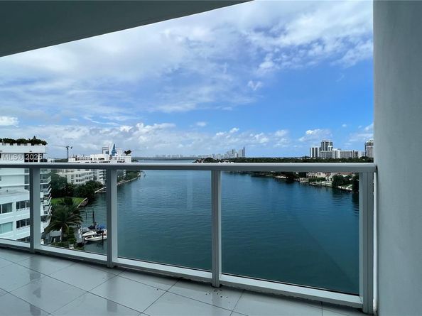 9821 E Bay Harbor Dr 904, Bay Harbor Islands FL 33154