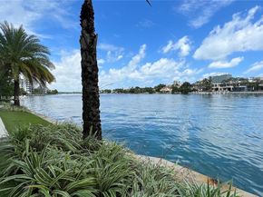 9821 E Bay Harbor Dr 904, Bay Harbor Islands FL 33154
