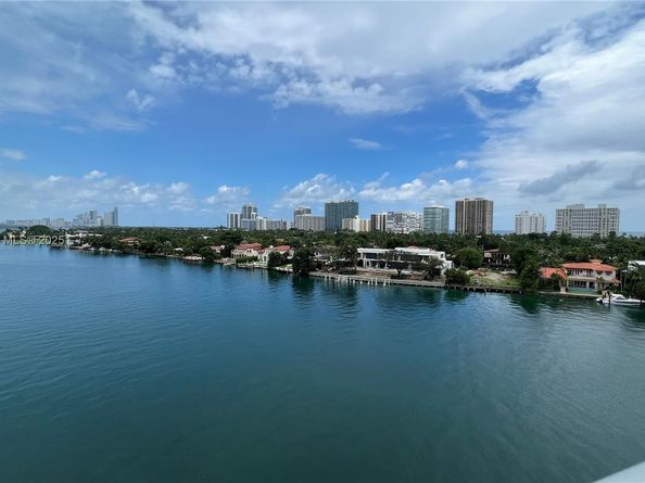 9821 E Bay Harbor Dr 904, Bay Harbor Islands FL 33154