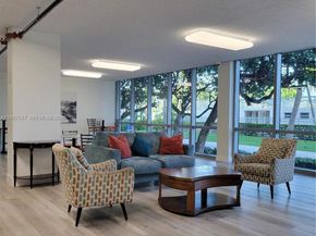 2655 Collins Ave 1106, Miami Beach FL 33140